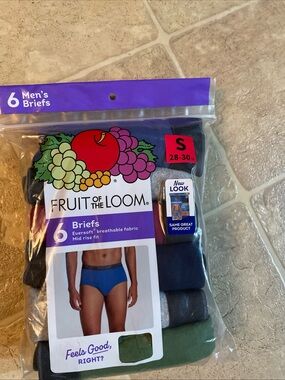 MEN'S FRUIT OF THE LOOM BRIEF UNDERWEAR, MID RISE, SIZE: SMALL, 6 PACK-NEW